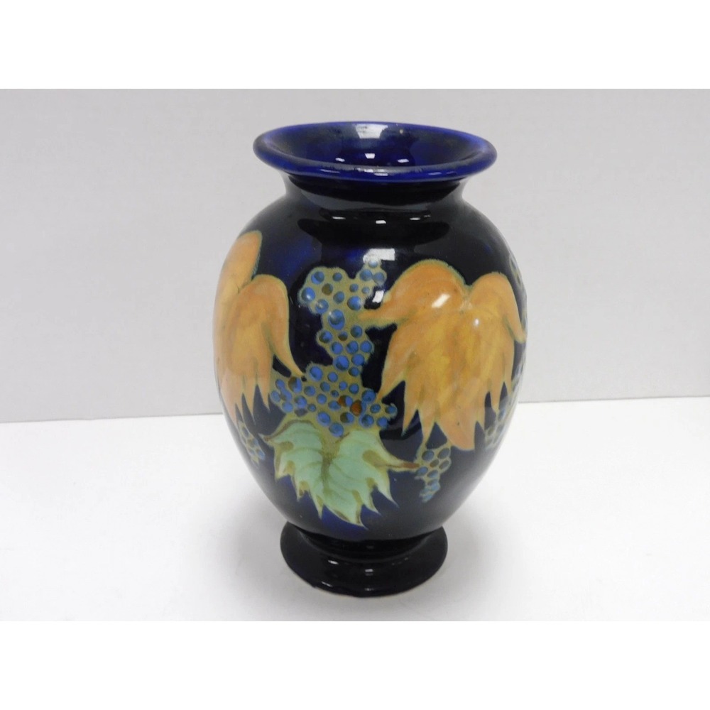 VTG Japanese Cobalt Blue Porcelain Grape Leaf Vase Hand Painted Decorative DW674